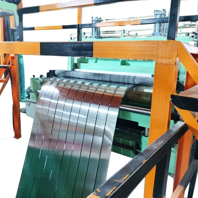 不锈钢材纵剪切设备