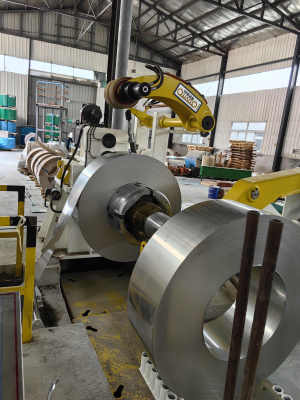 650不锈钢纵剪分条机